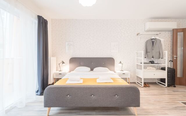 Oasis Apartments at Broadway Residence