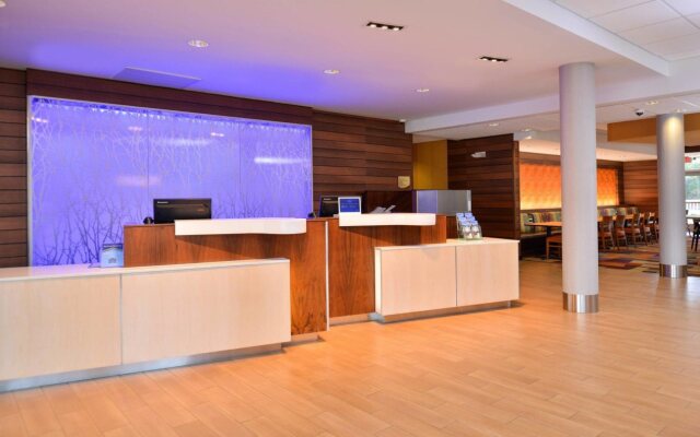 Fairfield Inn & Suites Calhoun