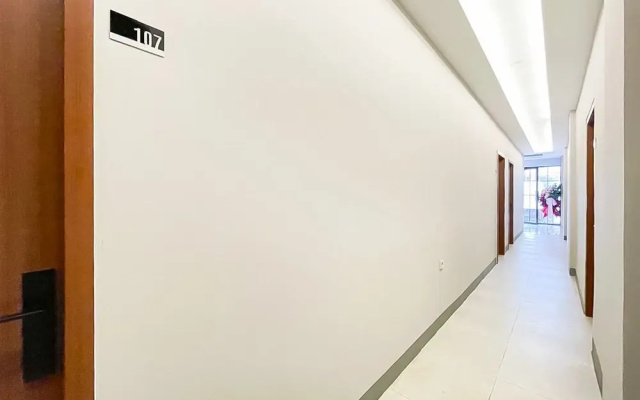 RedDoorz Plus Near Kebun Raya Bogor