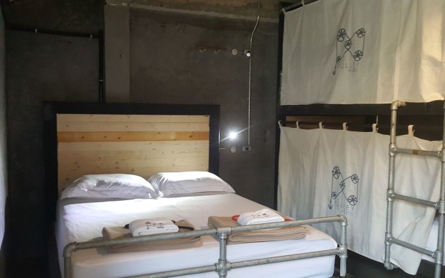 Pulley Hostel Hua Hin