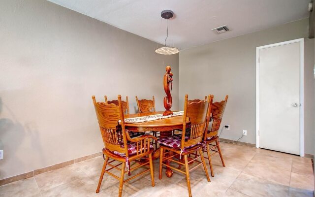 PX006 4 Bedroom Apartment By Senstay