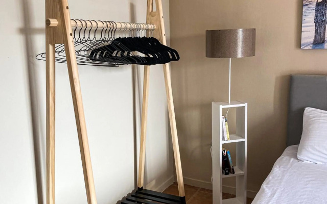 Little Sea Stars, Tivat