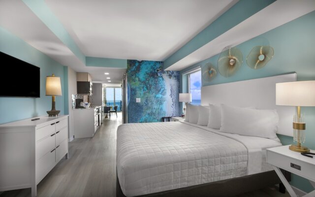 Crown Reef Resort