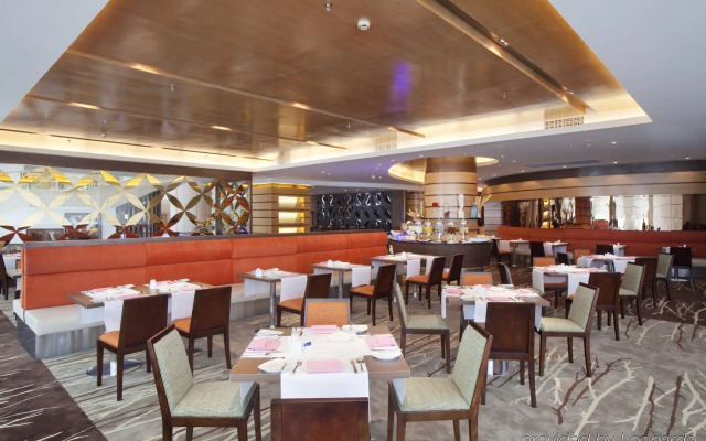 Holiday Inn Shenzhen Donghua by IHG