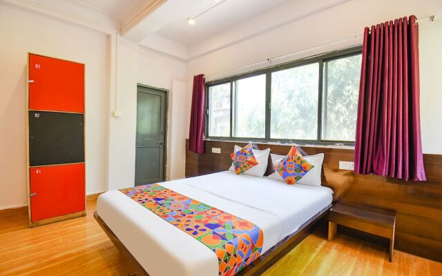 Fabexpress Sai Inn