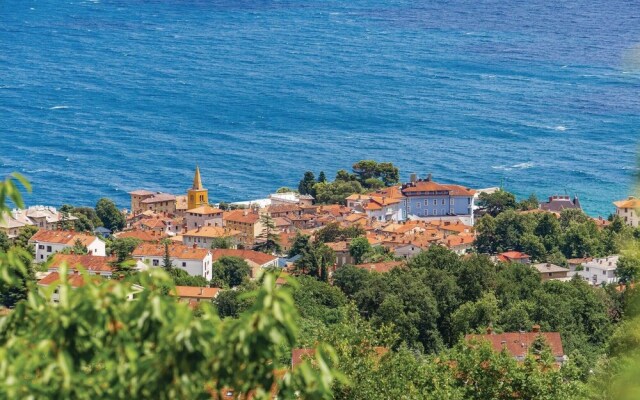 Beautiful Home in Lovran With Wifi and 2 Bedrooms
