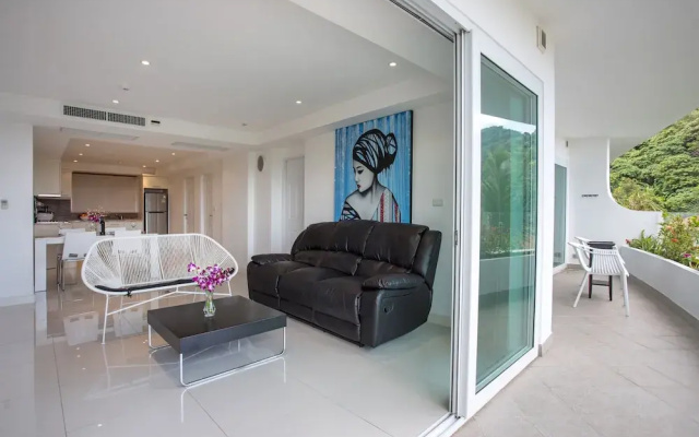 Kata Ocean View 2BR Apartment O910