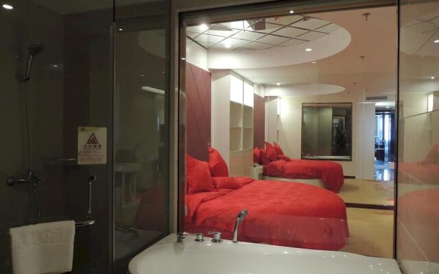 Deqing Ruijing Holiday Hotel