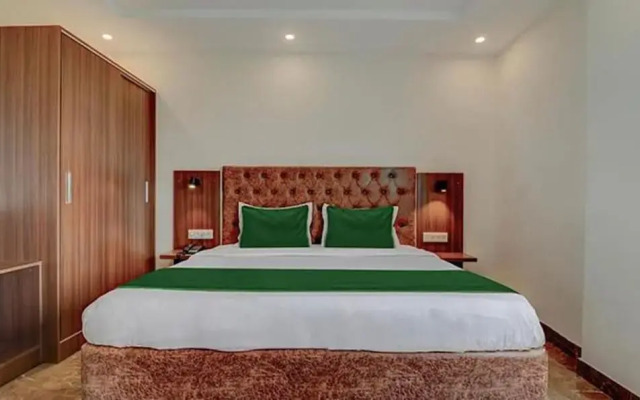Fabhotel Shri Krishna Residency