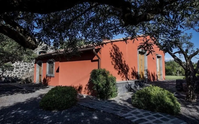Casa Arrigo Etna Farm House
