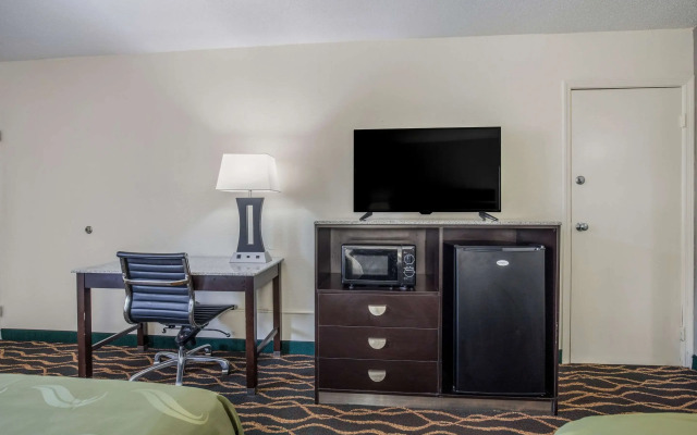 Quality Inn & Suites Conference Center