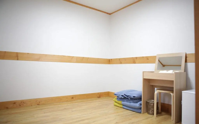 Heungbuga Hanok Guesthouse