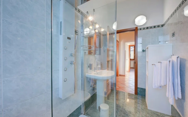 Lago Magico Pied Dans L' Eau