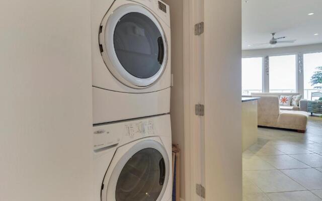 Diamond Beach 701 - Queen of Diamonds