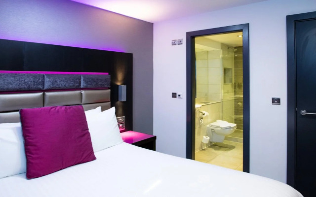 Roomzzz Nottingham City