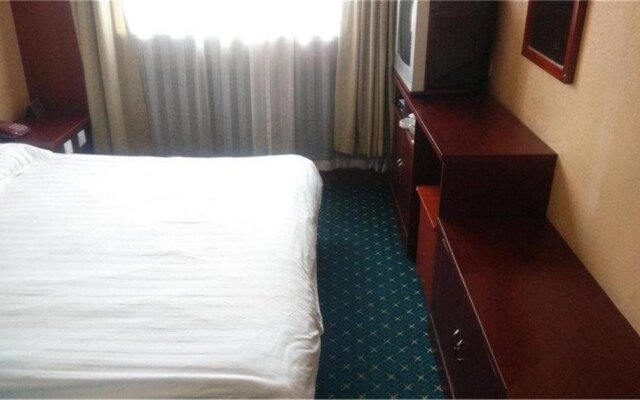 Chengde Jichu Hotel