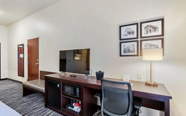 Cobblestone Hotel & Suites International Falls