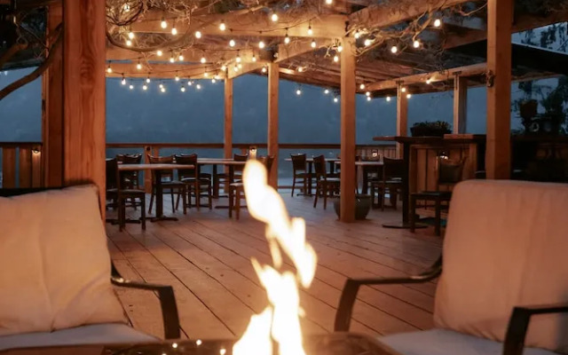 West Coast Wilderness Lodge