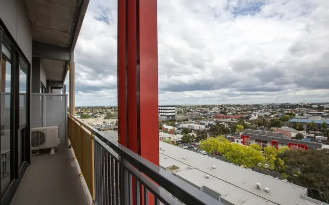 Elegant 2br@footscray Station