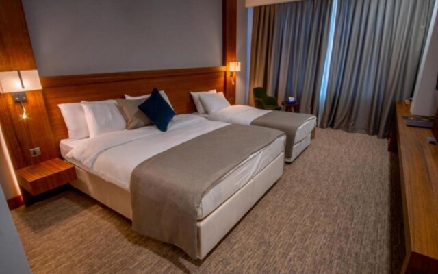 Parwar Hotel