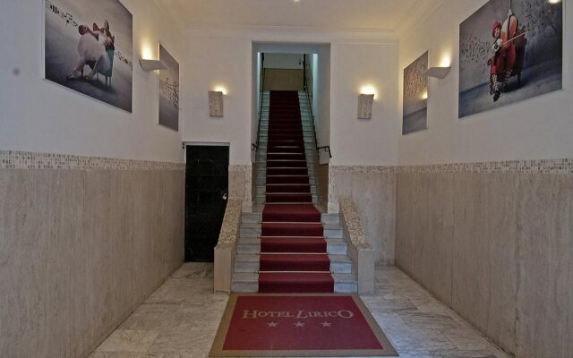 Hotel Lirico