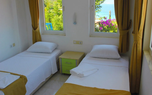 Saranda Beach Pansiyon