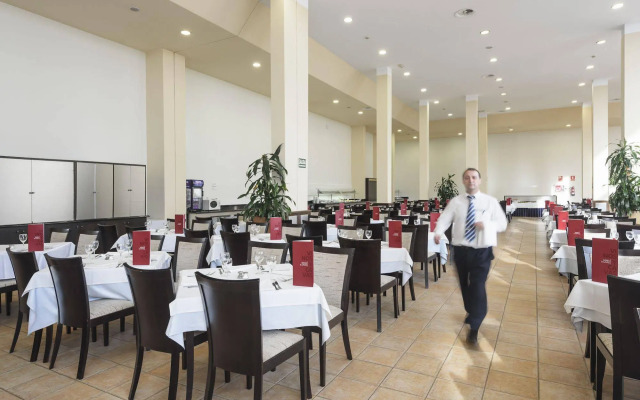 Cabogata Beach Hotel