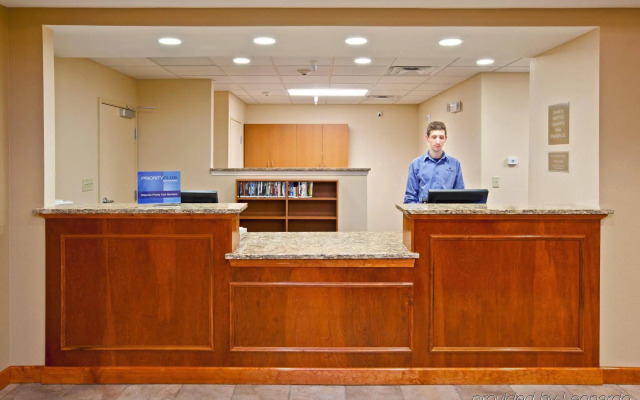 Candlewood Suites Champaign-Urbana University Area by IHG