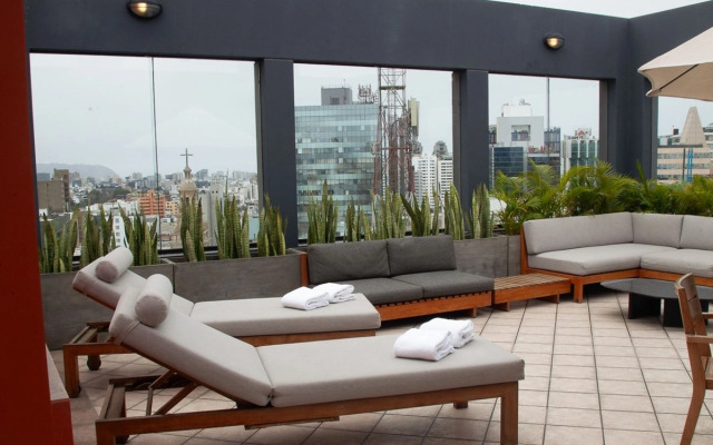 Los Tallanes Hotel & Suites