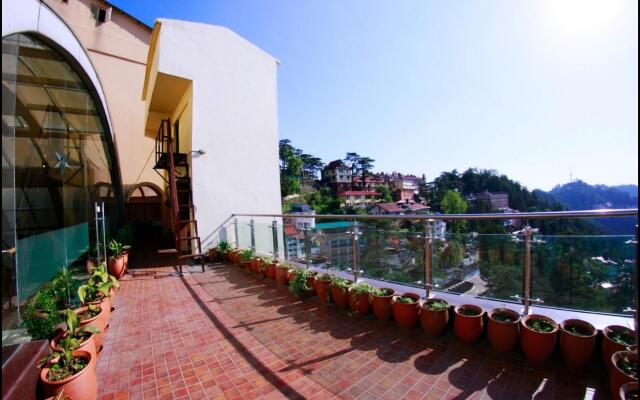 Hotel Surya