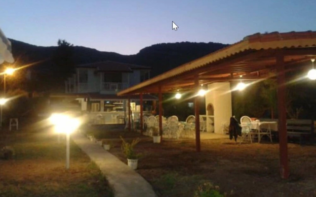 Dantel Restaurant & Pension