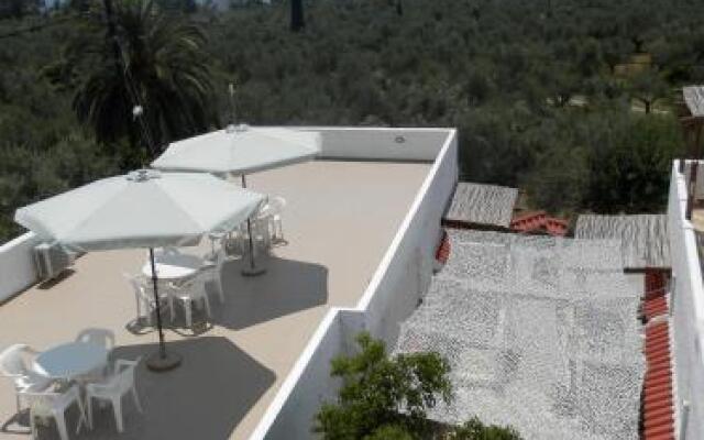 Aeolos Hotel Apartments