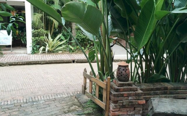 Wuzhibieyuan Resort Hotel