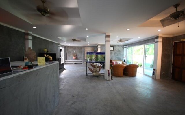 Sunshine Villa and Guest House