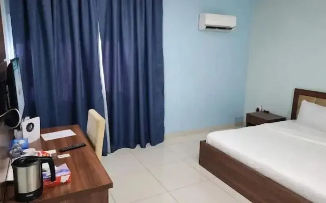 Metrohut Service Apartments