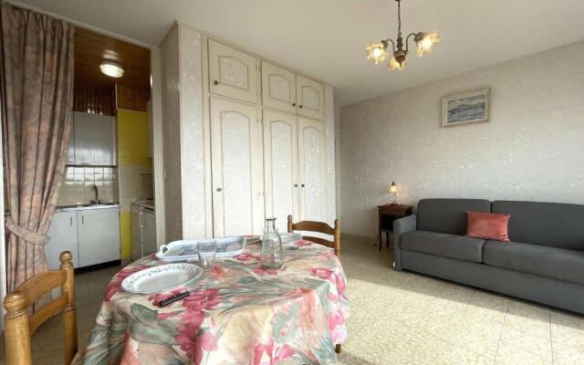 Appartement Saint-Gilles-Croix-de-Vie, 1 pièce, 2 personnes - FR-1-224-116