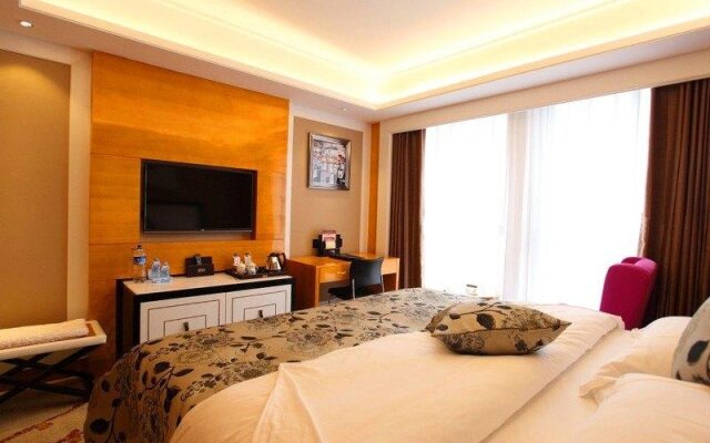Century Garden Hotel