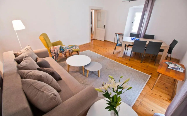Peristil Loft