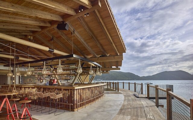 Saba Rock Resort