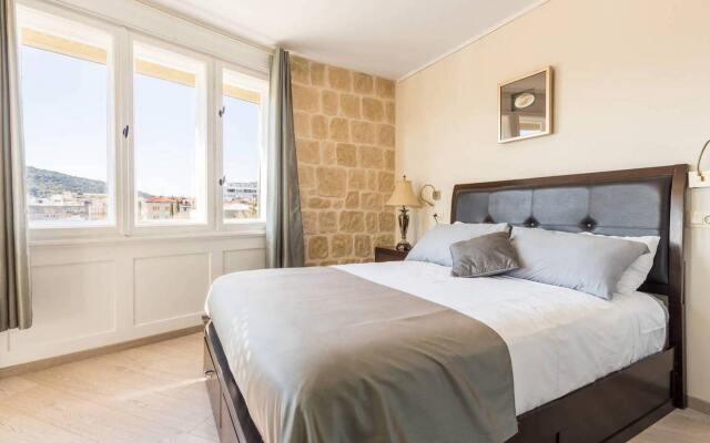 Metropole Luxury Rooms