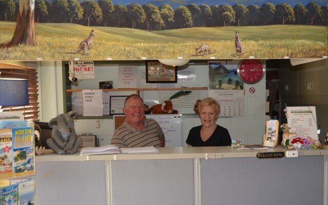 Beerwah Glasshouse Mountains Motel