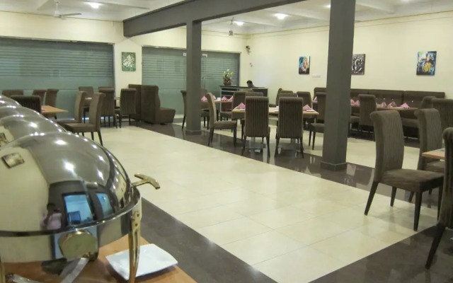 Hotel Oviya