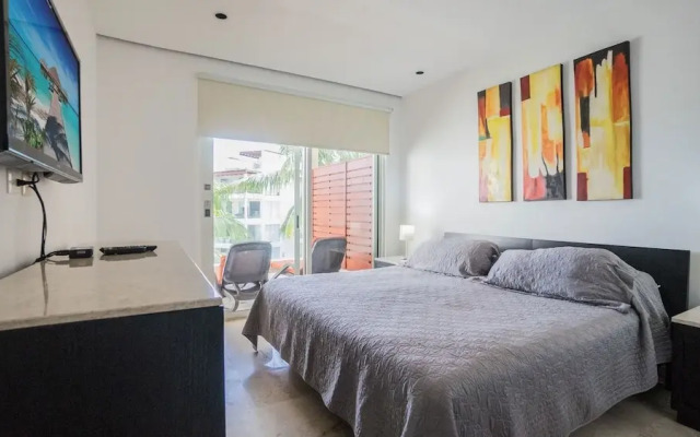 Elements 220 2 Bedroom Condo by RedAwning