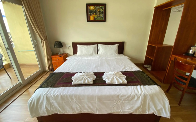 Phnom Penh Le Vincent Hotel
