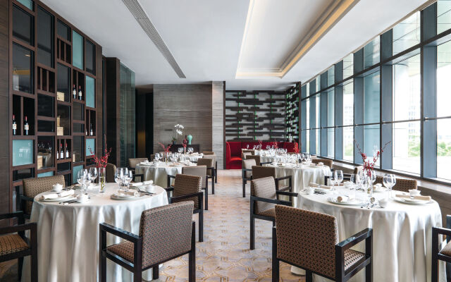 Pullman Haining