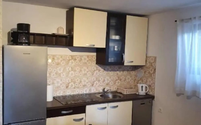 Sunny Pool Apartments - One Bedroom Apartment