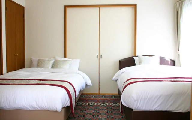 Lake Yamanaka Resort House II