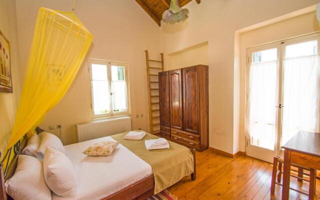 Helianthos Traditional Villas