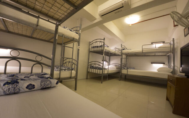 Ark Hostel