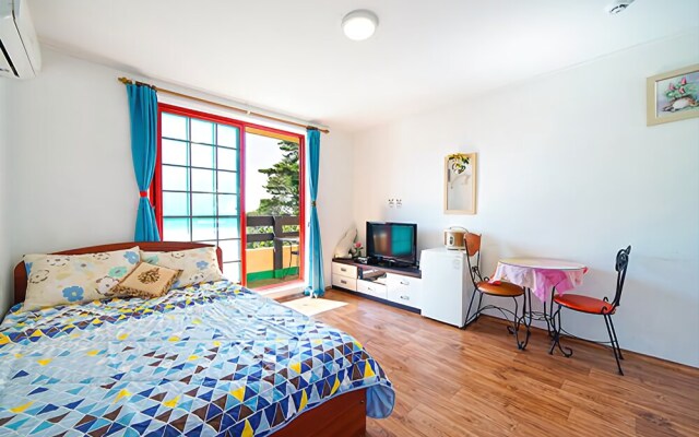 Taean Autumn Sea Pension